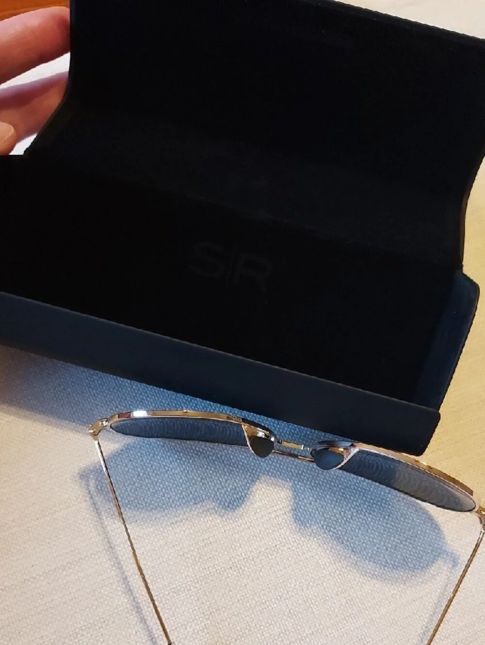 Aviator Sunglasses in Gold with Black Lenses